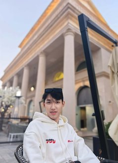 Ossy - masseuse in Hua Hin Photo 8 of 10