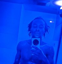 Othello Osumare, Content Creator - Intérprete masculino de adultos in Bangkok