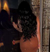 Omayma - escort in Riyadh Photo 1 of 4