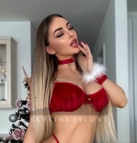 Ourmia - escort in Frankfurt