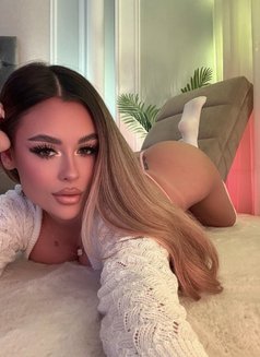 Out Call and Incall - puta in Riyadh Photo 21 of 28