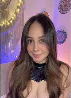 Out & Incall - escort in Jeddah Photo 2 of 4