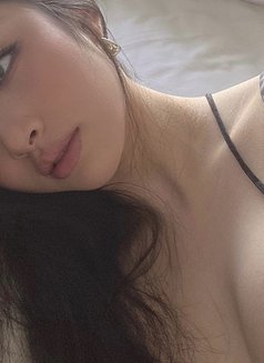 Outcall and Incall Riyadh - puta in Riyadh Photo 14 of 17