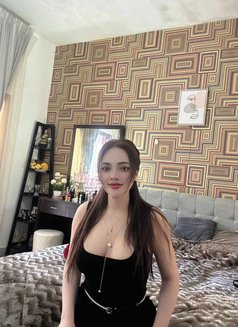 Outcall and Incall - escort in Jeddah Photo 9 of 24