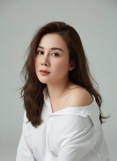 Outcall and Incall - escort in Doha Photo 3 of 4