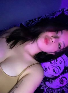 Outcall and Incall - escort in Jeddah Photo 5 of 6