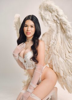 Outcall & Camshow - escort in Manila Photo 2 of 22