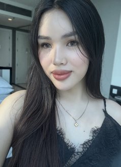 CAMSHOW & CONTENTS - escort in Manila Photo 3 of 20