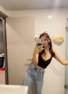 Outcall Massage 900 Thb - masseuse in Bangkok Photo 1 of 7