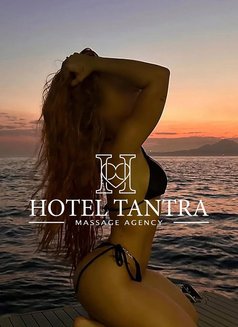 Outcall massage by Martina Tantra - Masajista in Madrid Photo 8 of 11