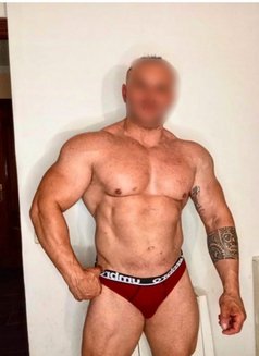 Outcall Massage in Madrid by Dylan - Male escort in Madrid Photo 2 of 4