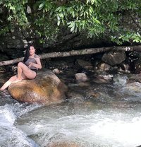 Incall Massage with Beautiful Laila - masseuse in London Photo 6 of 7