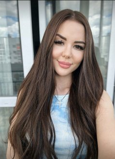 New - escort in Jeddah Photo 3 of 4