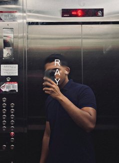 Ovin For Ladies - Male escort in Colombo Photo 3 of 3