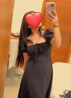 Oviya 100% Verified Profile - puta in Hyderabad Photo 2 of 9