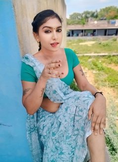 Oviya Trans Baby for You Honey - Transsexual escort in Chennai Photo 1 of 3