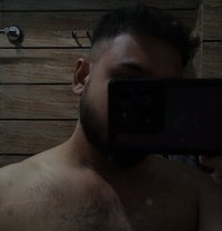 Oviyan - Male escort in New Delhi