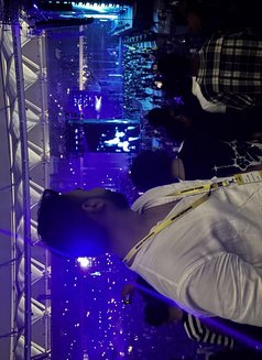 Oviyan - Male escort in New Delhi Photo 4 of 9