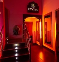 Oxyzen - escort agency in Barcelona