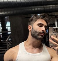 Ozzy - Male escort in Dubai