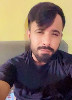 P@id Escort - Male escort in Navi Mumbai Photo 2 of 3