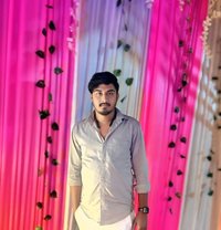 P S R - Agencia de acompañantes masculinas in Patna