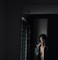 P067 - Acompañantes masculino in Bangalore