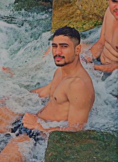 P23 - Male escort in Mumbai Photo 2 of 7