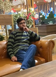 P23 - Male escort in Mumbai Photo 6 of 7