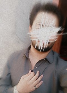 Pa Topper - Male escort in Lahore Photo 1 of 2