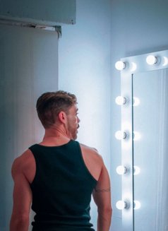 Pablo Spain - Acompañantes masculino in London Photo 9 of 10