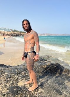Pablo Xxl22 - Male escort in Malta Photo 5 of 24