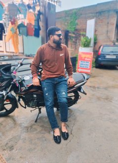 Devil Rajjadi - Acompañantes masculino in Ahmedabad Photo 5 of 10