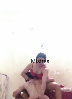 Pahadan Hardcore Top online session - Transsexual escort in Noida Photo 29 of 30