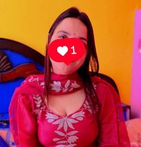 Pahadi Housewife cam show only - escort in New Delhi