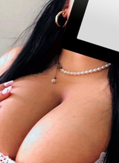 Pahandi Samadara Samarakoon - escort in Colombo Photo 6 of 16