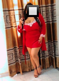 Pahandi Samadara Samarakoon - escort in Colombo Photo 9 of 16