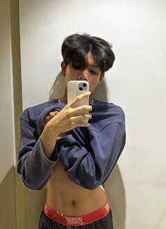 Pai 20 y top&bottom ๐น๐ญ - Male escort in Riyadh Photo 3 of 6