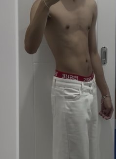 Pai 69 - Male escort in Bangkok Photo 2 of 4