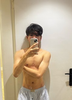 Pai 20 y top&bottom πΉπ - Male escort in Riyadh Photo 3 of 8