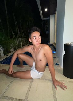 Pai - masseur in Phuket Photo 3 of 5