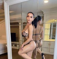 Pailin Sexy Thai - Acompañantes transexual in Hong Kong Photo 9 of 11