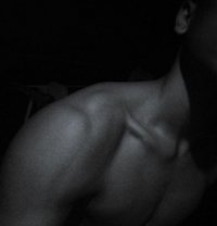 Pain Removererd - Acompañantes masculino in Chennai