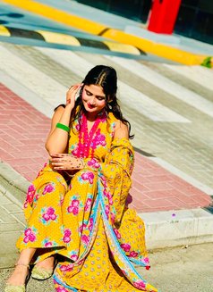 pakistani high class model real photos - escort in Dubai Photo 5 of 6