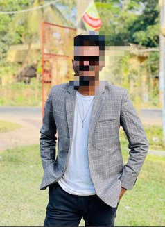 Pakistani Gentleman Your Discreet Escape - Male escort in Colombo Photo 1 of 3