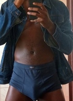 Pal - Male escort in Kampala Photo 1 of 3