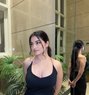 Palak - escort in Abu Dhabi Photo 2 of 5