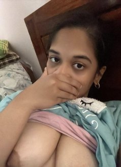 Palak Mishra - escort in New Delhi Photo 4 of 4