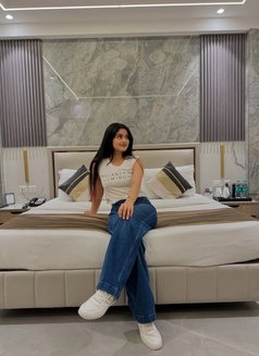 Palak Model - puta in Dubai Photo 5 of 5