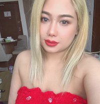 Sarah - escort in Al Manama
